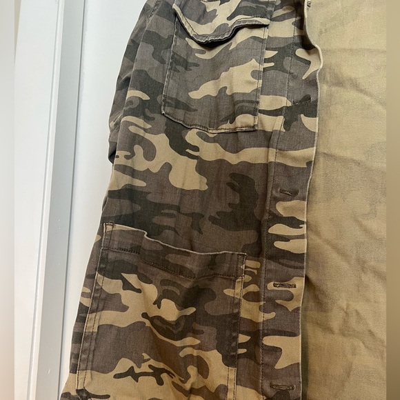 Sanctuary camo lightweigh jacket - Picture 3 of 3